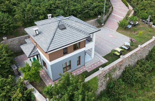 Bolaman Villa | ÇİFTLİKTE KONAKLAMA VİLLA SAKLI BAHÇE