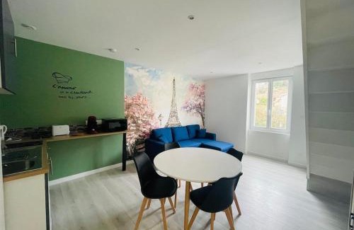 Saint-Romain-en-Gal Apartment | Éclat St Romain n3, duplex - moderne - WIFI - CLIM- proche Vienne