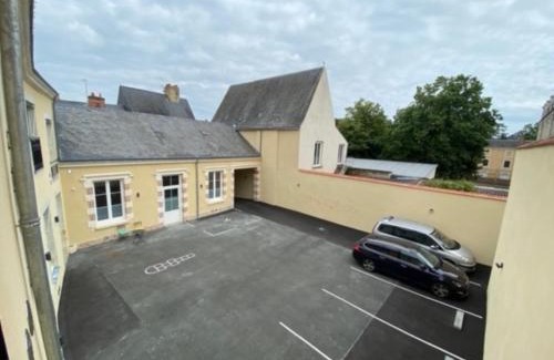 La Fleche Apartment | École 102