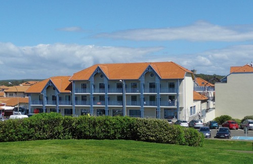 Biscarrosse Plage Apartment | École de Surf Sur-Place | Accès Piscine + Sauna