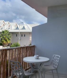 Marigot Apartment | Éléa-Nore studio