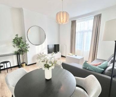 Sint-Jans-Molenbeek Apartment | Élégance & Confort à Tour&Taxis