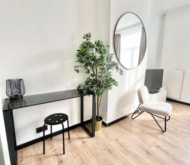 Sint-Jans-Molenbeek Apartment | Élégance & Confort à Tour&Taxis