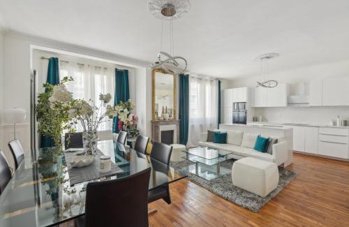 17th Arrondissement Apartment | Élégance parisienne près des Champs-Élysées