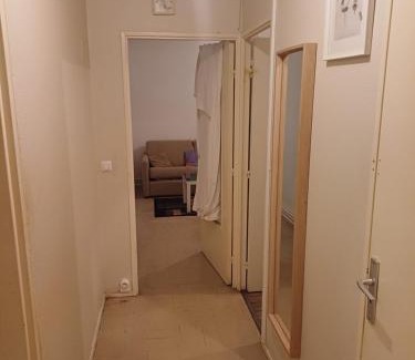 Bout des paves-Chene des Anglais Apartment | Émeraude tulipe