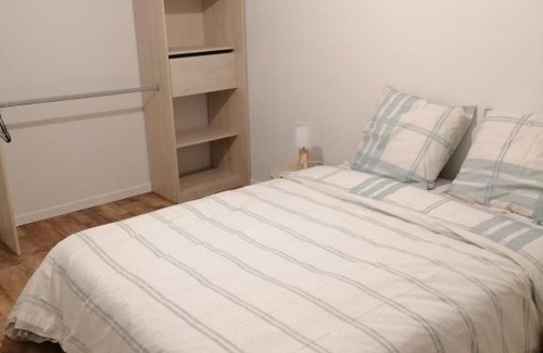 Doue-la-Fontaine Apartment | Étape Douessine