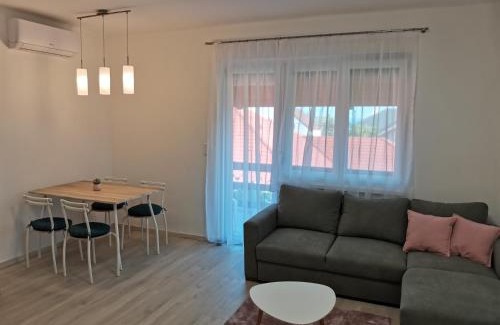 Csopak Apartment | Éva Apartmanház
