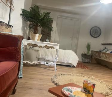 La Celle-sous-Gouzon Bed & Breakfast | Ô banc de la vigne