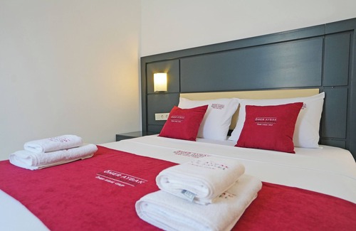 Ortakent Hotel | Ömer Aybak Beach Hotel
