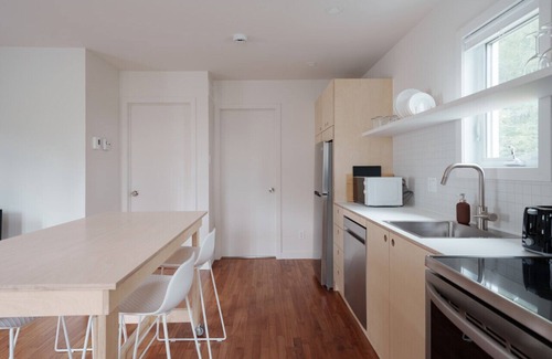 Shefford House | ÖST cottage in Shefford