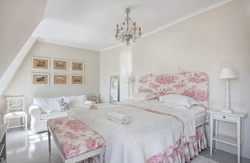 Stallarholmen Bed & Breakfast | Östa Gård Boutique B&B