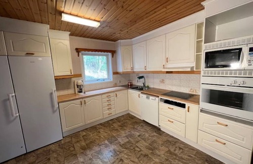 Ostavall House | Östavall, Skogsvägen 20. Bungalow