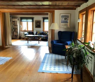 Ullared Villa | Övra Berg