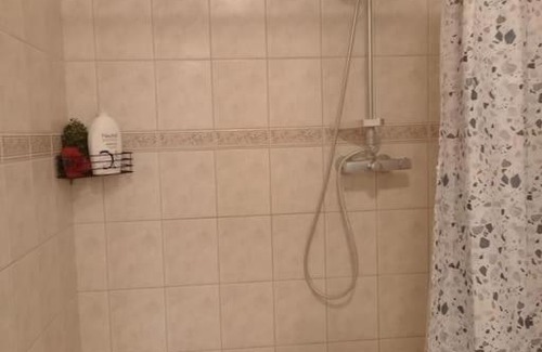 Akureyri Apartment | Þòrsmörk farm 12 min from Akureyri