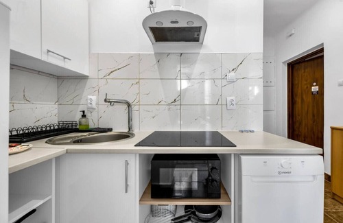 Zoliborz Apartment | Żoliborz Apt - Trams & Parks Nearby - by Rentujemy