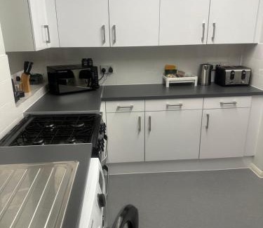 Camberwell Apartment | ˈpēsfəl