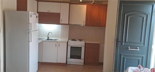 Kriopigi Apartment | Άνετη εξοχική κατοικία στην Κρυοπηγή