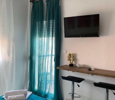 Flogita Apartment | Ιόλη