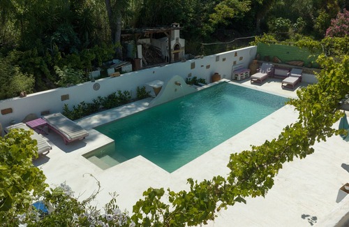Kallithea Villa | «Πέτρινη Παραδοσιακή Κατοικία-TheOliveyardhouse» με πισίνα χωρίς χλωρίνη