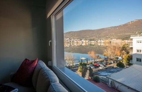 Kastoria Apartment | Παράθυρο στη λίμνη