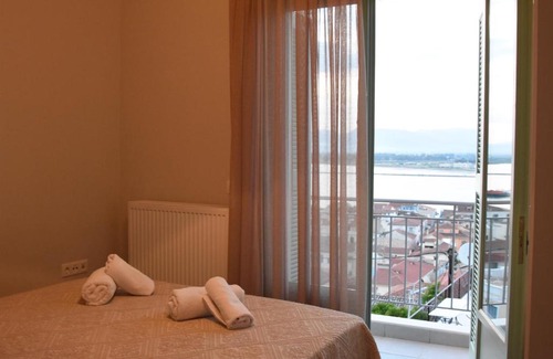 Nafplio Apartment | "ΡΟΔΙ" ΔΙΑΜΕΡΙΣΜΑ / "RODI" Apartment