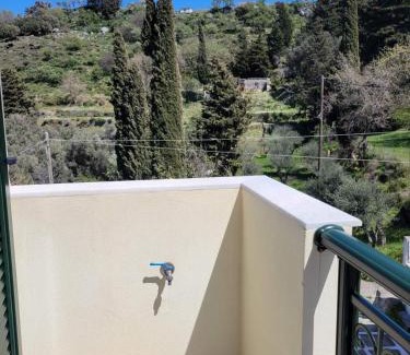 Evdilos House | Το Μπαλκόνι της Ξανθής