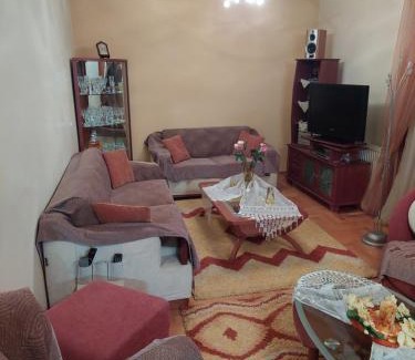 Maniakoi Apartment | Το Σπιτικό της Μαρίας