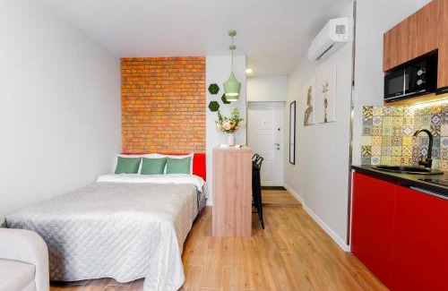 Podilskyj Apartment | Апартаменти MYFREEDOM ЖК Місто Квітів поруч із метро Сирець