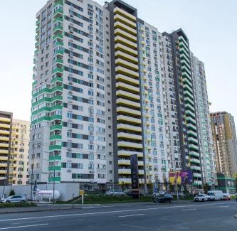 Darnyckyj Apartment | Апартаменти MYFREEDOM поруч із метро Бориспільська