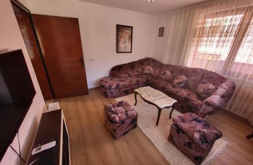 Kazanlak Apartment | Йони