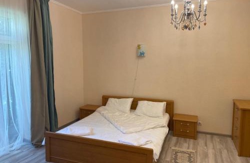 Cholpon-Ata House | Коттедж в Радуге