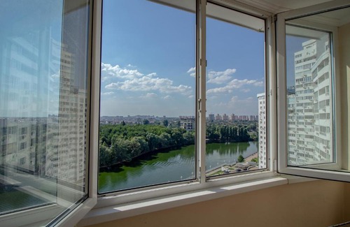 Zapadnyy okrug Apartment | Кубанская Набережная (видовая)