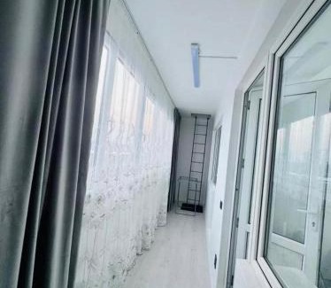 Sverdlov District Apartment | Однокомнатная Карпинка