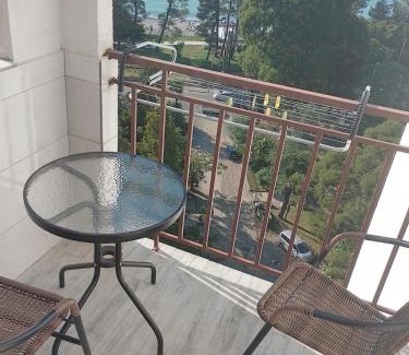 Makhinjauri Apartment | Светлый и комфортный номер с видом на море