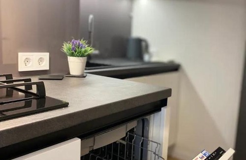 Kentron House | Семейные апартаменты с паркингом
