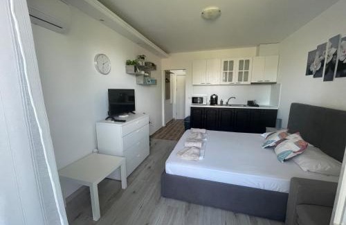 Lozenets Apartment | Студио Симона 4 - първа линия море