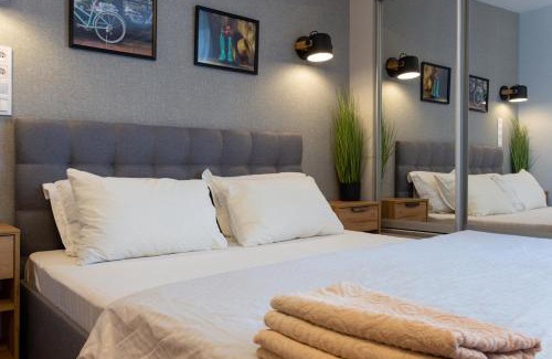 Petrovskoye Apartment | Сучасна квартира в центрі на Харківській набережній 3-2