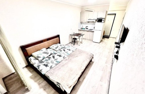 Kaztsik Apartment | Уютная квартира с видом из окна