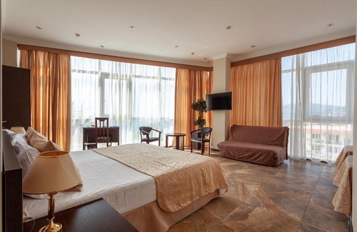 Golubye Dali Hotel | Экодом Black Sea