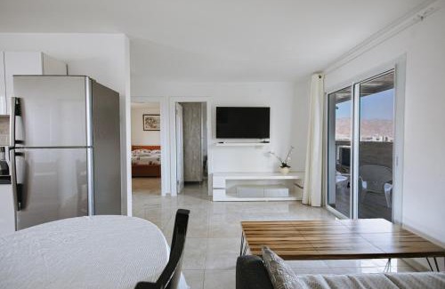Eilat House | אדום 179, דירות נופש