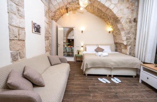 Safed Old City Apartment | ארגמן סוויטות בוטיק