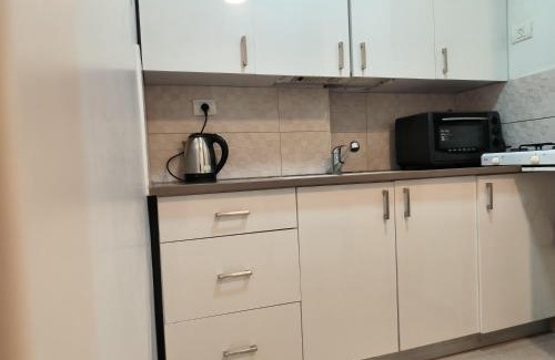 Bene Beraq Apartment | דירה במרכז