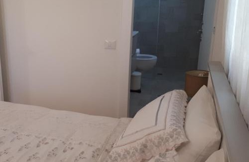 Kiryat Ono House | לינה במרכז - Accommodation in the center
