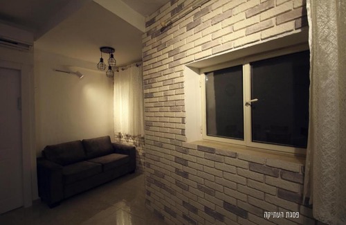 Artists Colony House | פסגה משפחתית בעתיקה