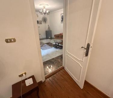 As-Sayidah Zaynab Apartment | استوديو للايجار
