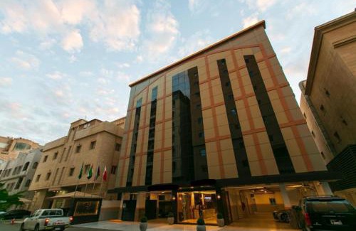 Qurish Street Apartment | الشركة الذهبية العصرية Modern Golden Company