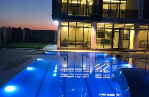 Sahab Ski Chalet | ايله - Aylah