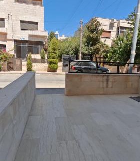 Al Jubeiha Apartment | شقة في ضاحية الرشيد