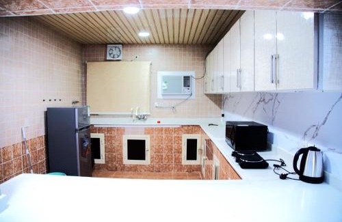 Al-Hofuf Apartment | شقق عائلية ثلاث غرف وحمامين وصاله ونت مجاني