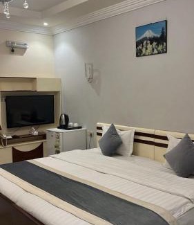 Nejran Apartment | شقق عصر الفخامة للشقق المخدومه